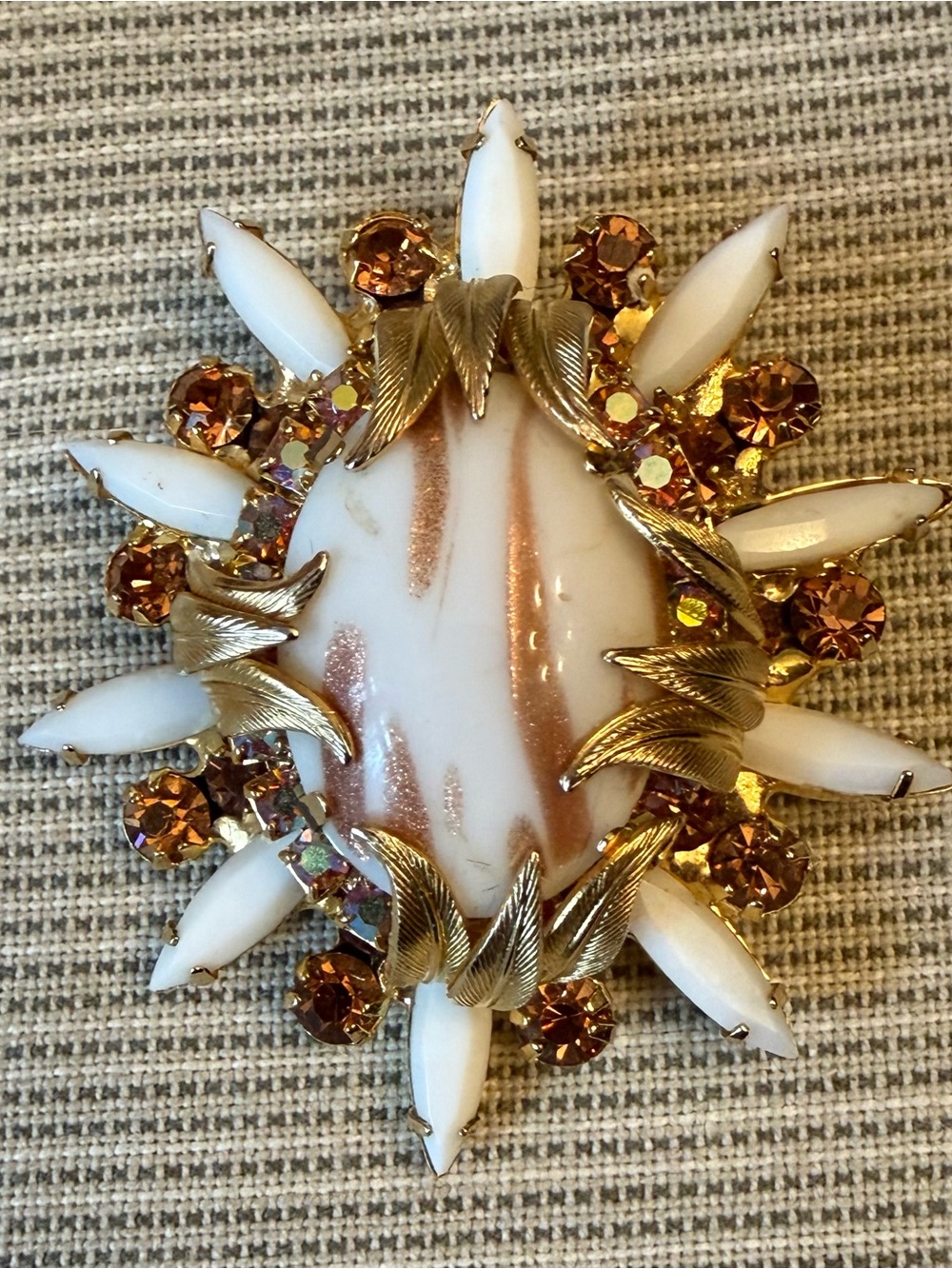 Juliana Gold Fluss White Milk glass Cabochon, navettes & Venus Flames - Verified
